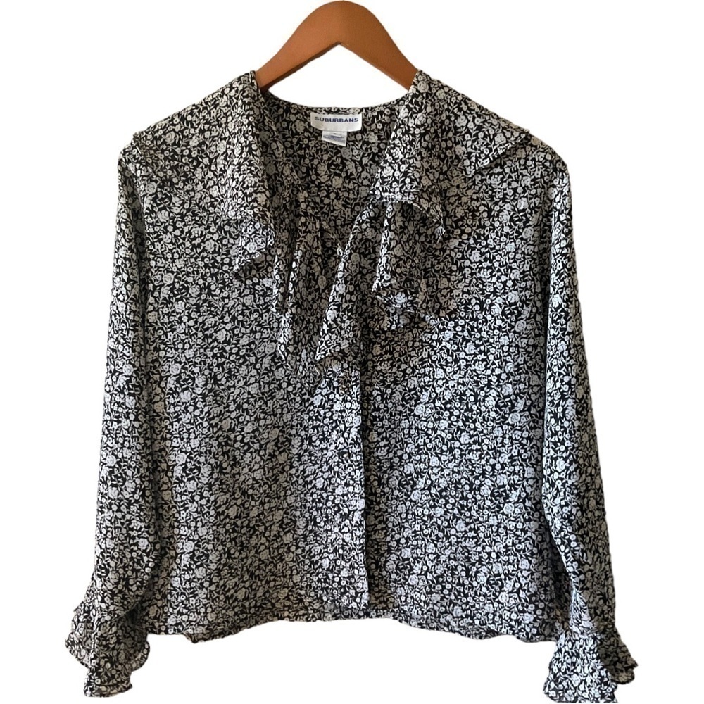 SUBURBANS BLOUSE SIZE 8